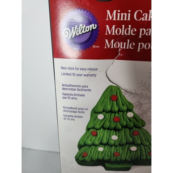 WILTON Gingerbread Man Christmas Tree Non Stick Mini Christmas Cake Pan 6-Cavity - Picture 4 of 8